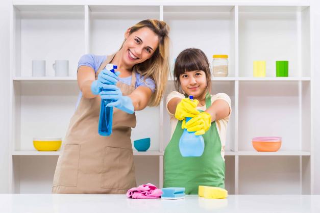 https://www.cleaninginstitute.org/sites/default/files/styles/featured_image/public/2019-03/shutterstock_happy-mother-her-daughter-enjoy-cleaning-533498017.jpg?itok=Sa_0EyRE